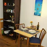 Apartment Lovely, With Balcony *