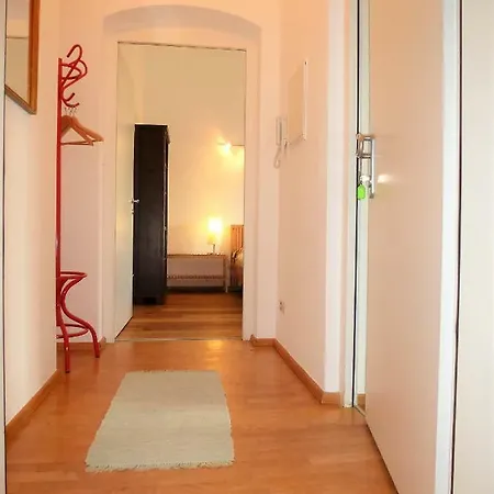 Lovely, With Balcony Apartament *