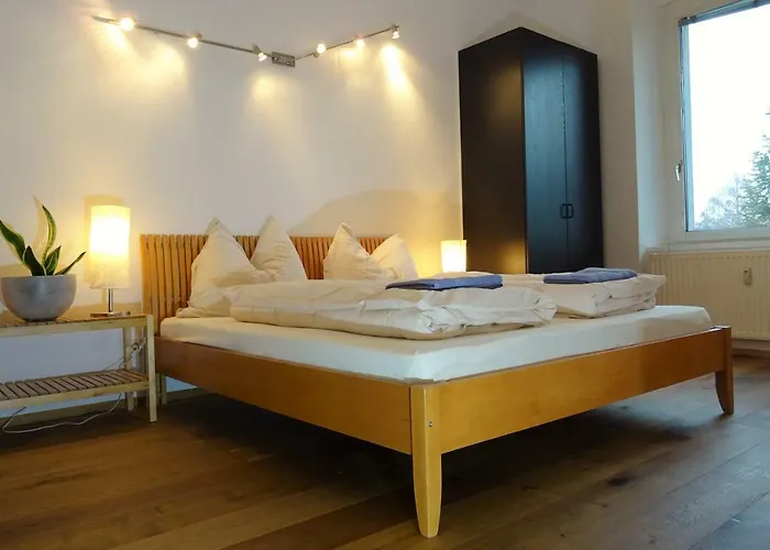 Lovely, With Balcony 公寓