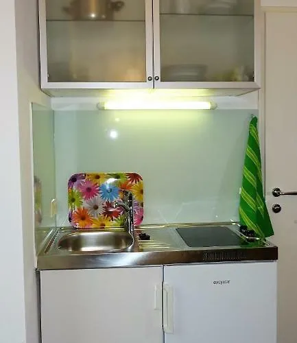 Lovely, With Balcony * אינסברוק